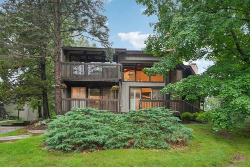 930 Alpine Drive, Fontana, WI, 53125 | Card Image