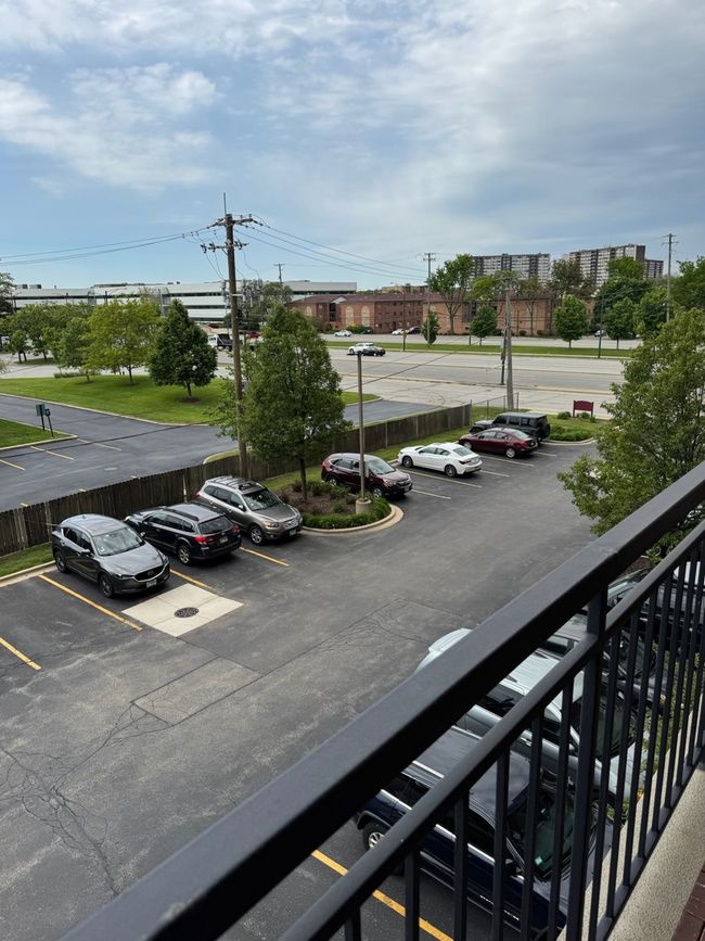 UNIT-407 - 5555 N Cumberland Ave, Condo with 1 bedrooms, 1 bathrooms and 1 parking in Chicago IL | Image 12