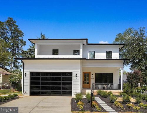 6818 Barrett Rd, FALLS CHURCH, VA, 22042-2638 | Card Image