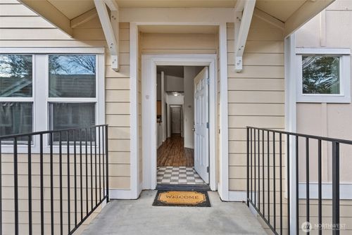 unit-b6-8023 Custer Rd Sw, Lakewood, WA, 98499-2638 | Card Image