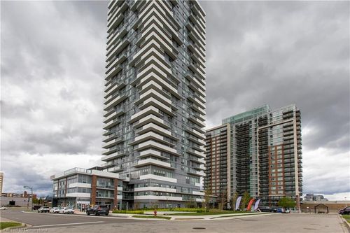 602-215 Queen St E, Brampton, ON, L6W0A9 | Card Image