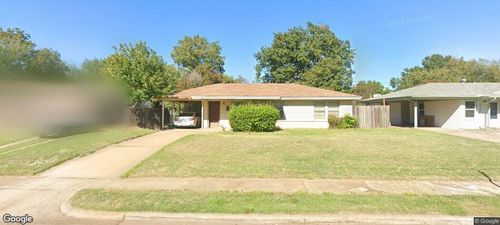 2251 Cambridge Dr, Irving, TX, 75061-6820 | Card Image