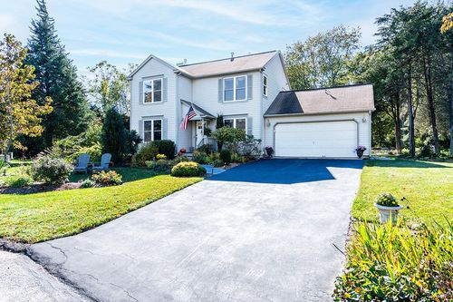 39 Deer Ridge Way, South Kingstown, RI, 02879 | Card Image
