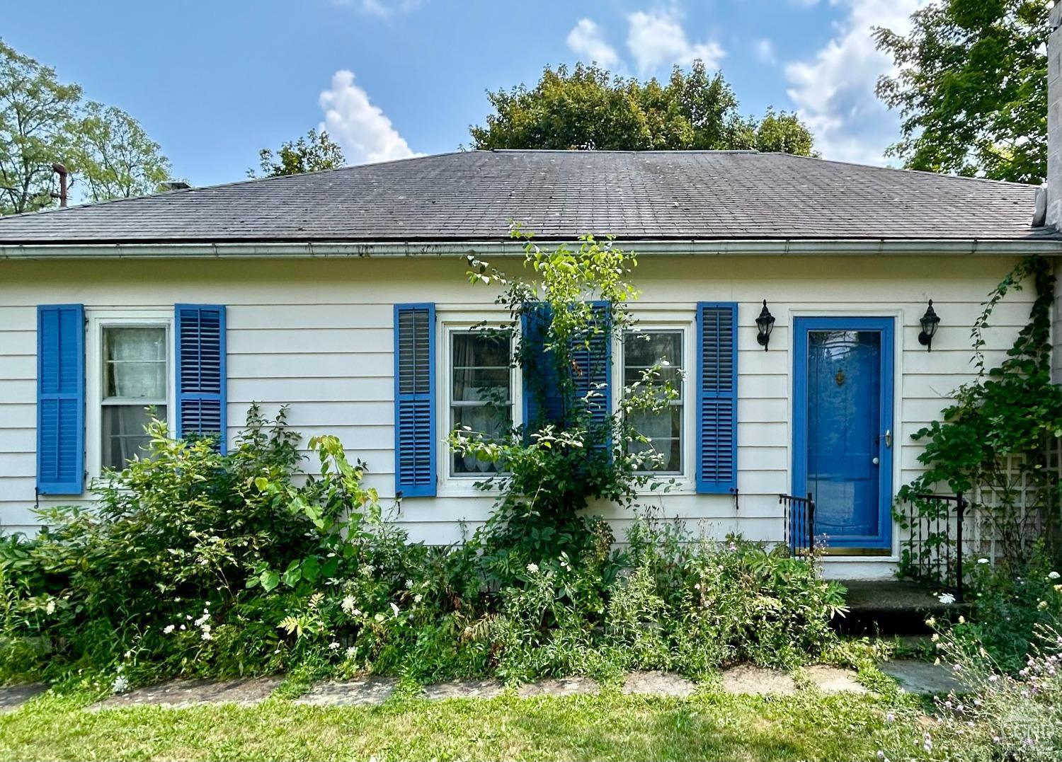 Hover Ave, Germantown, NY 12526