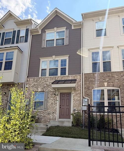 9827 Posterity Ln, MONTGOMERY VILLAGE, MD, 20886-1921 | Card Image