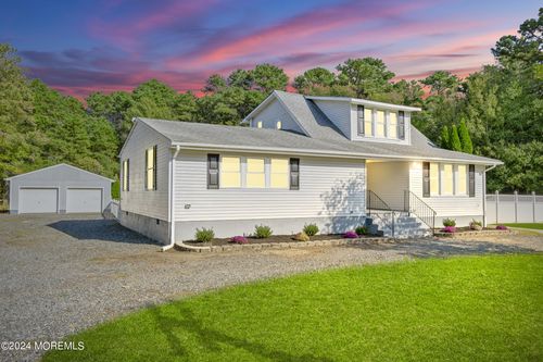 4070 Route 563, CHATSWORTH, NJ, 08019-2237 | Card Image