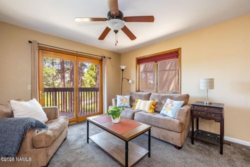 577-2605 N Pinon Rdg, Flagstaff, AZ, 86004-7291 | Card Image