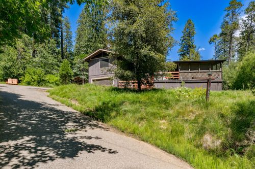 11663 Kyburz Dr, Kyburz, CA, 95720-9001 | Card Image