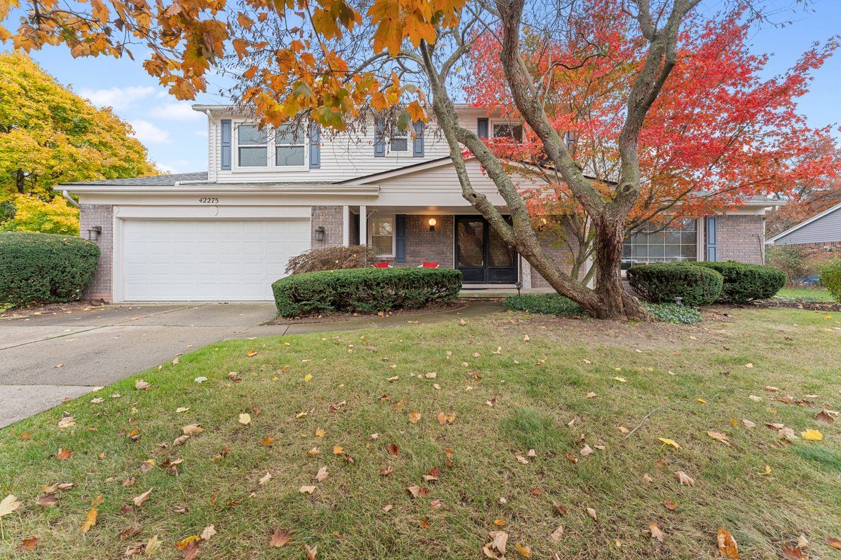 Chatterton Ct, Northville, MI 48168