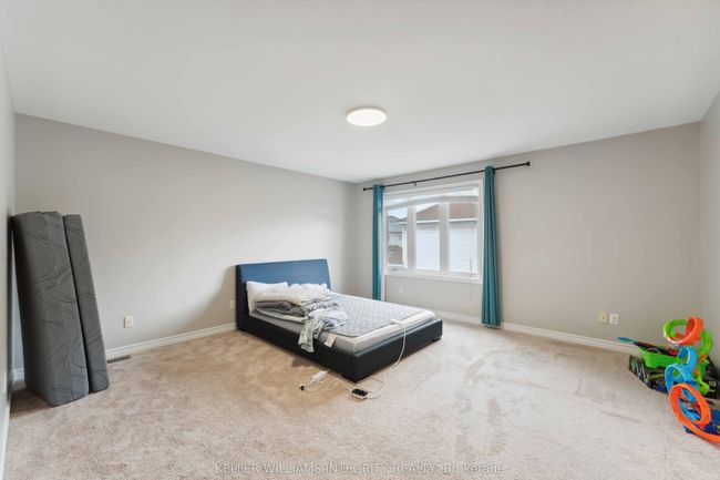 111 Tacom Cir, House attached with 3 bedrooms, 3 bathrooms and 1 parking in Nepean ON | Image 11