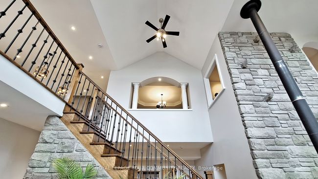 4499 Sideroad 15, House other with 6 bedrooms, 4 bathrooms and 22 parking in New Tecumseth ON | Image 31