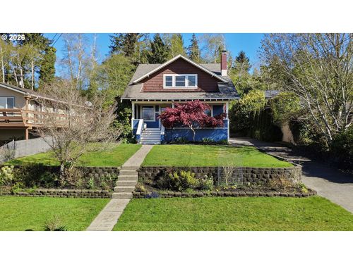 538 Mcclure Ave, Astoria, OR, 97103-5519 | Card Image