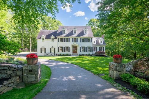 68 Topstone Rd, Ridgefield, CT, 06877-3411 | Card Image