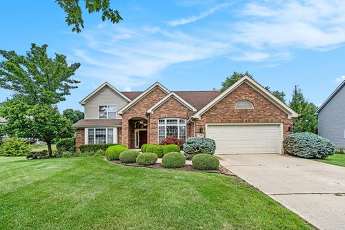 749 Pembroke Dr, Saline, MI, 48176-1392 | Card Image