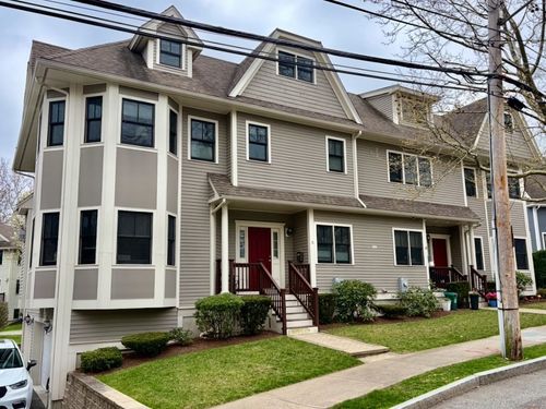 20-20 5th Ave, Watertown, MA, 02472-2546 | Card Image