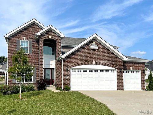 2 Nottingham At Walnut Hills, Jefferson City, MO, 65109 | Card Image
