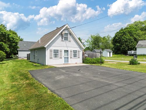 48 Pendleton St, Brewer, ME, 04412-2343 | Card Image