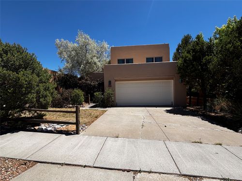 2804 Cliff Palace, Santa Fe, NM, 87507-2511 | Card Image