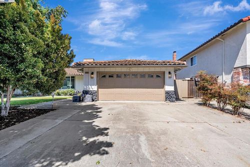 30703 Wainwright Ct, Union City, CA, 94587-1637 | Card Image
