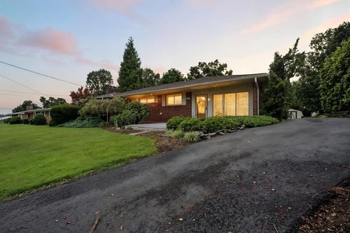 250 Pace Dr, Bristol, VA, 24201-2039 | Card Image