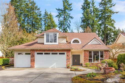 16651 Northup (Private Lane) Way, Bellevue, WA, 98008 | Card Image