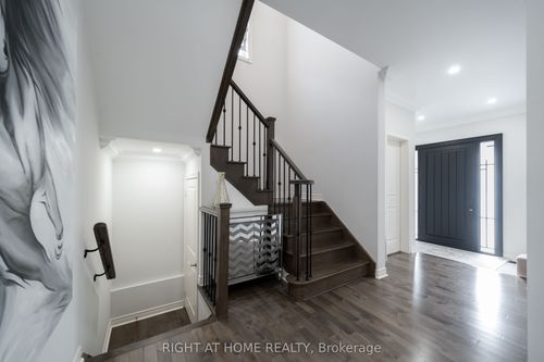 12 Tupling St, Bradford, ON, L3Z0W8 | Card Image