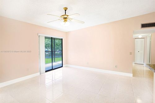 203-9711 W Mcnab Rd, Tamarac, FL, 33321-3300 | Card Image