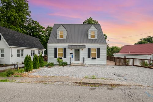 120 Cynthiana St, Williamstown, KY, 41097-1229 | Card Image