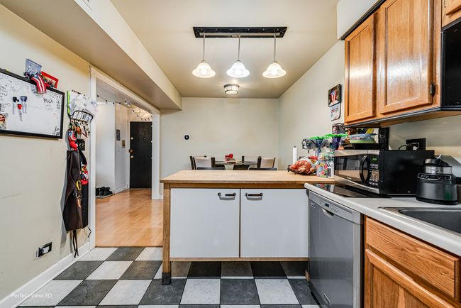 APT-1D - 121 Mullingar Ct, Condo with 2 bedrooms, 2 bathrooms and 1 parking in Schaumburg IL | Image 7