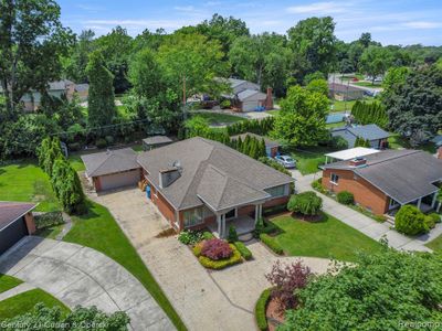 Great curb appeal | Image 2