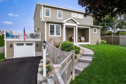 42 Seaview Dr, Wells, ME, 04090-4007 | Card Image