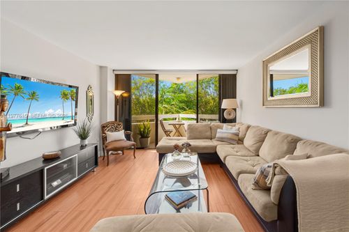apt-309-2501 Brickell Ave, Miami, FL, 33129-2459 | Card Image
