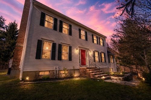 48 Fitchburg St, Marlborough, MA, 01752-1262 | Card Image