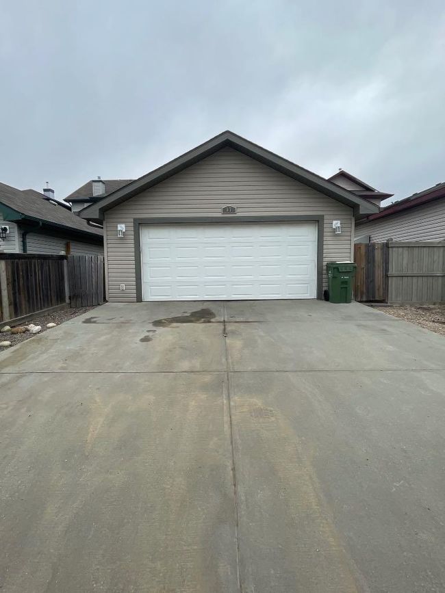 97 Sunrose Lane, Home with 3 bedrooms, 2 bathrooms and 4 parking in Leduc AB | Image 10