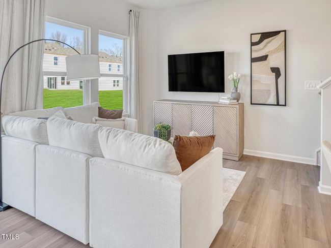 RAL_StillhouseFarmsTownes_Topaz_Living_6 | Image 9
