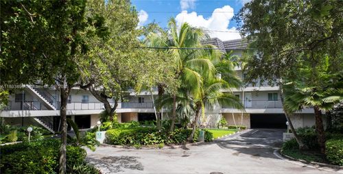 apt-309-6815 Edgewater Dr, Coral Gables, FL, 33133-7043 | Card Image
