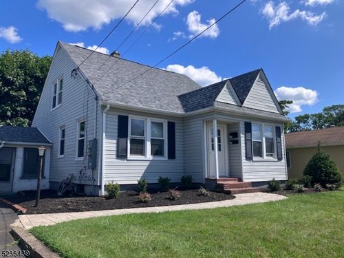 106 Huff Ave, Manville, NJ, 08835-2216 | Card Image