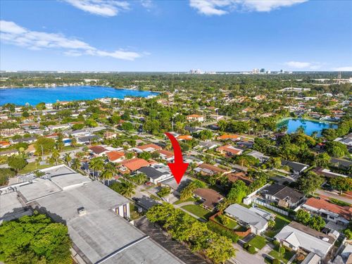 8840 Sw 50th Ter, Miami, FL, 33165-6764 | Card Image