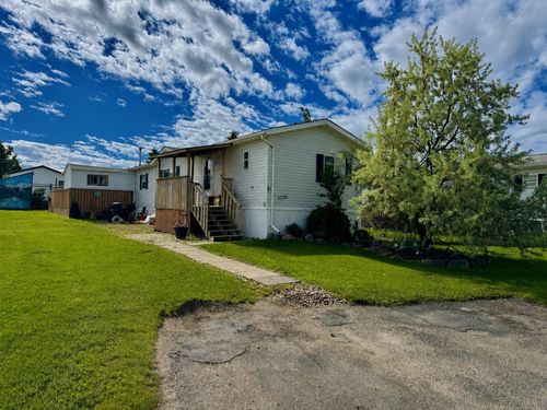 12201 98 St, Grande Prairie, AB, T8V7M7 | Card Image