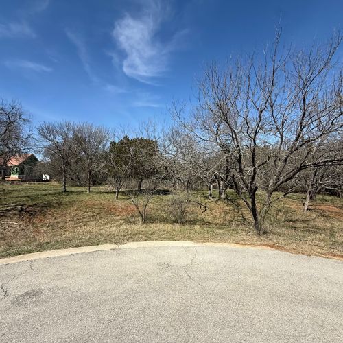 808 Sky Ln, Horseshoe Bay, TX, 78657-6438 | Card Image