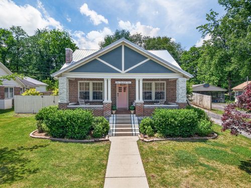 404 4th Ave, Fayetteville, TN, 37334-2118 | Card Image