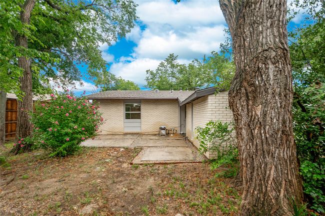 2305 Briarwood Ln, House other with 4 bedrooms, 3 bathrooms and null parking in Carrollton TX | Image 29