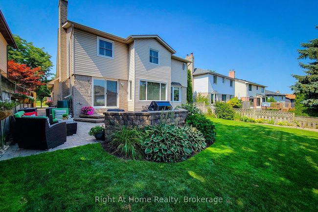 133 Lavender Dr, House other with 5 bedrooms, 3 bathrooms and 2 parking in Ancaster ON | Image 10
