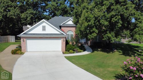 4104 Wetherfield Cove, Jonesboro, AR, 72405 | Card Image