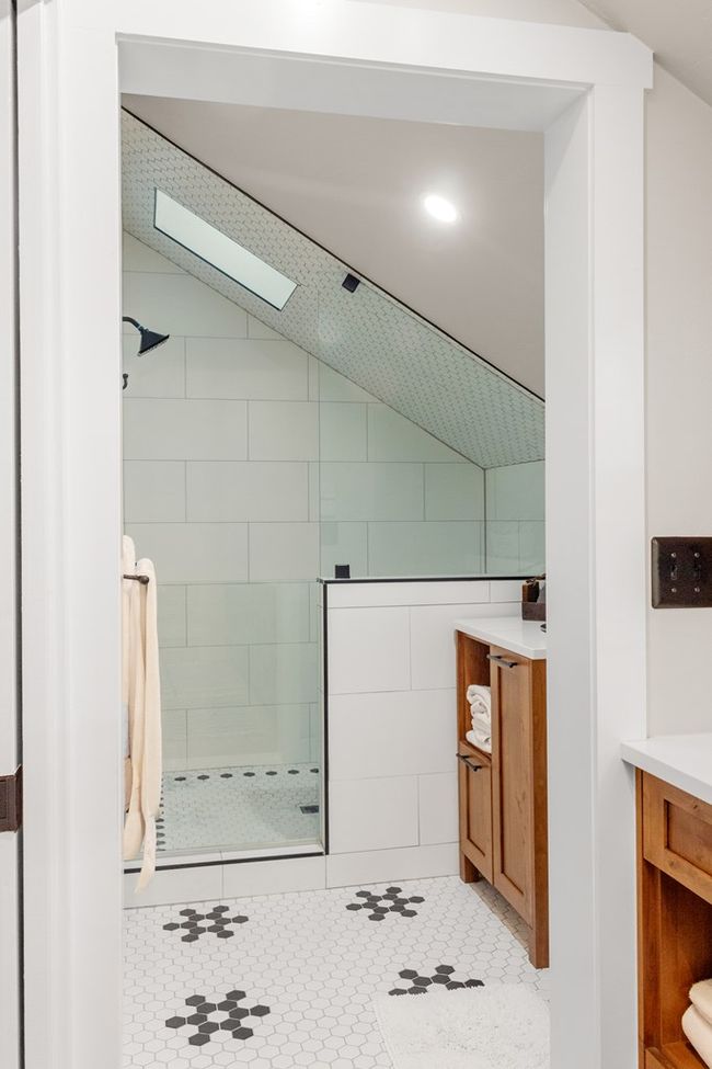125 W San Antonio St, Home with 2 bedrooms, 3 bathrooms and 2 parking in Fredericksburg TX | Image 21