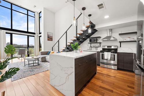520-889 W Date St, San Diego, CA, 92101 | Card Image