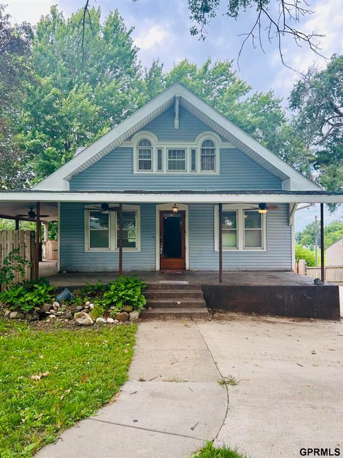 310 N Elm St, Avoca, IA, 51521-3509 | Card Image