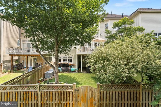 19101 Icehouse Ter, Townhouse with 3 bedrooms, 4 bathrooms and null parking in Lansdowne VA | Image 47