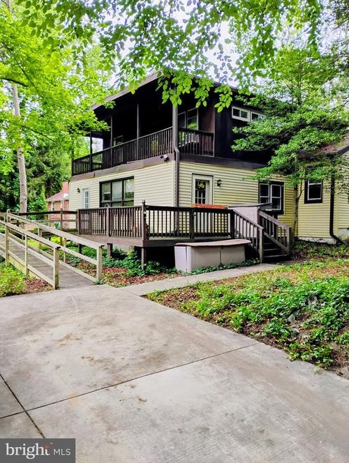 41 Spring Lake Dr, CLEMENTON, NJ, 08021-4143 | Card Image