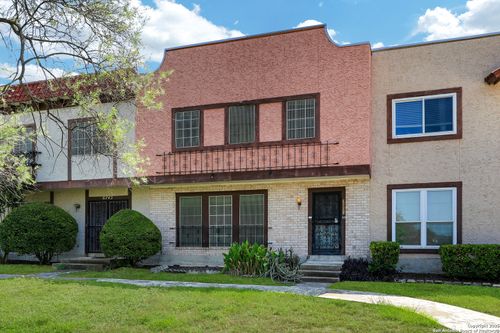 6739-6739 Crown Rdg, San Antonio, TX, 78239-1513 | Card Image